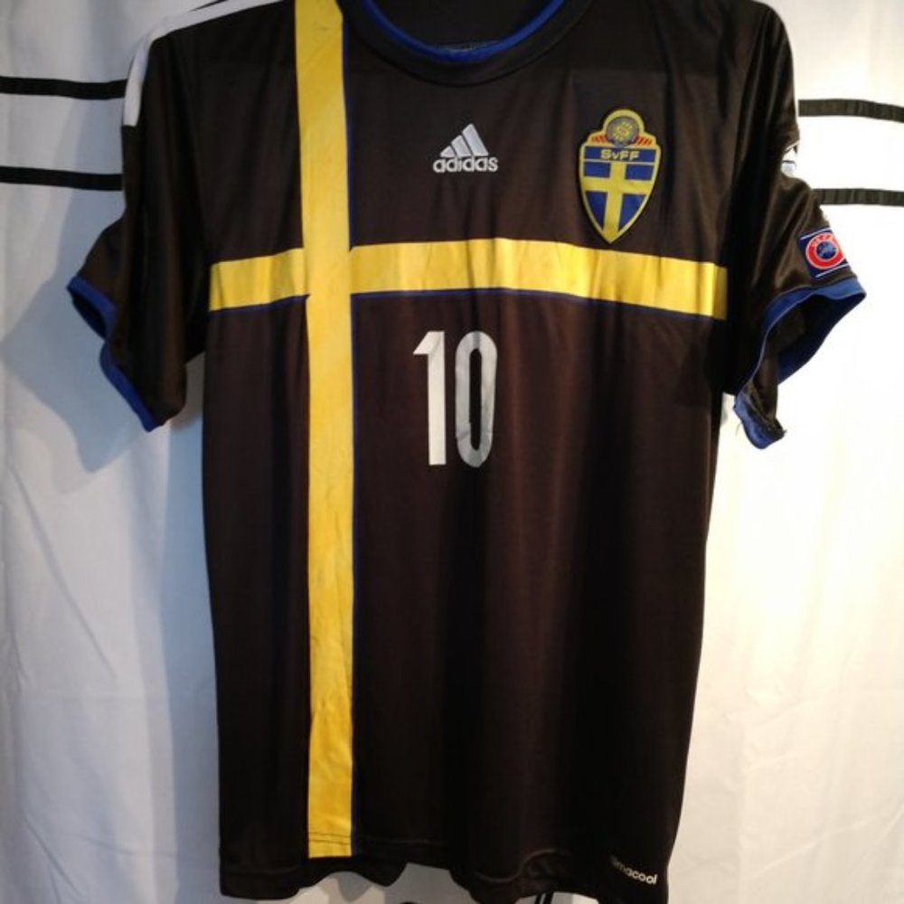 Adidas Sweden "Ibrahimovic" Soccer Jersey (XL)